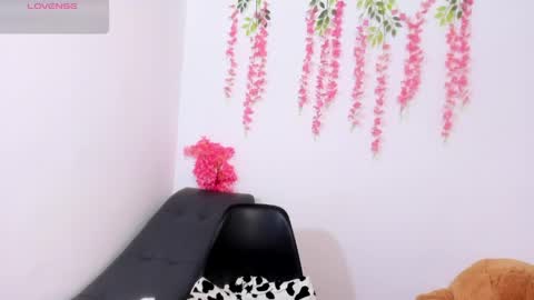 Snapshot of scarletbaker__ chatting on 05.09.26 Scarlet online show from 05.09.26