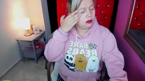 ScarletBigTitties online show from 05.08.26