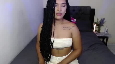 Snapshot of scarletfox23 chatting on 09.30.25 Scarlet Fox online show from 09.30.25