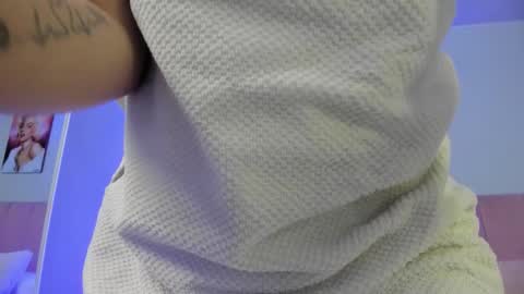 Scarlet  online show from 12.02.25