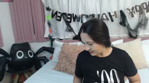 scarlet  online show from 10.29.25