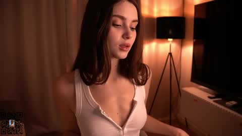 Scarlet online show from 01.12.25