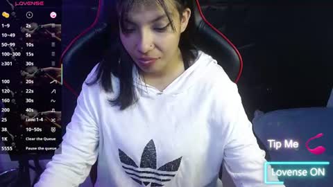 Snapshot of scarletqueen_bj chatting on 07.17.26 scarletqueen_bj online show from 07.17.26