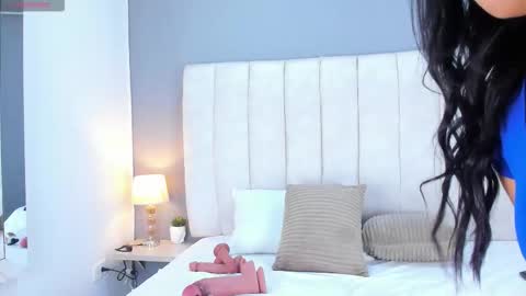 Scarlet online show from 12.02.25