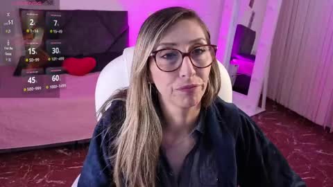 Snapshot of scarlett_079 chatting on 05.18.26 Scarlett online show from 05.18.26