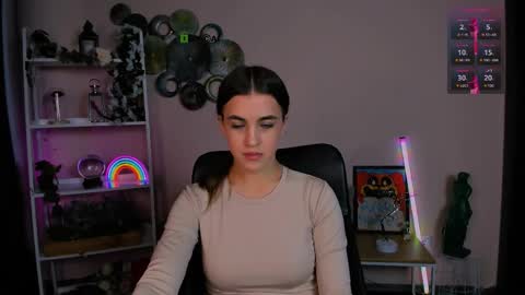 Scarlett online show from 04.10.26