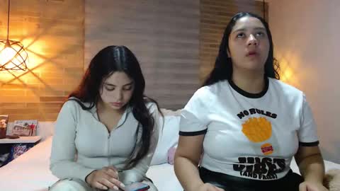Scarlett and Jazmin online show from 12.02.25
