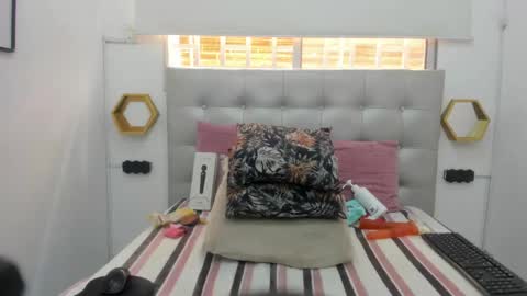 scarlett_fox20 online show from 09.11.25