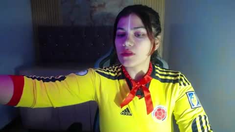 Snapshot of scarlett_jhonson_ch chatting on 06.27.26 scarlett_jhonson_ch online show from 06.27.26