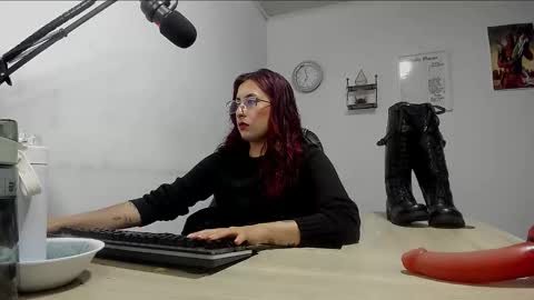 Mistress Scarlett online show from 02.26.25