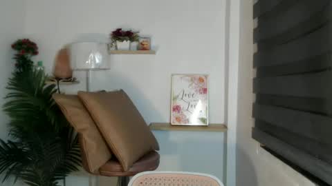 Snapshot of scarlett_sofia69 chatting on 06.29.26 online show from 06.29.26
