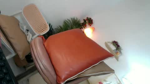 Snapshot of scarlett_sofia69 chatting on 07.07.26 online show from 07.07.26