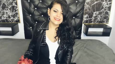 Scarlett online show from 01.29.25