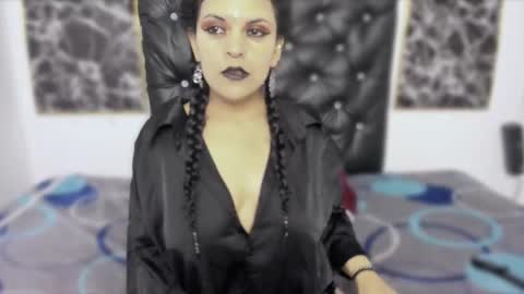 Scarlett online show from 11.12.25