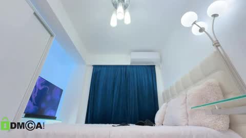 ScarlettAndTom online show from 02.11.25