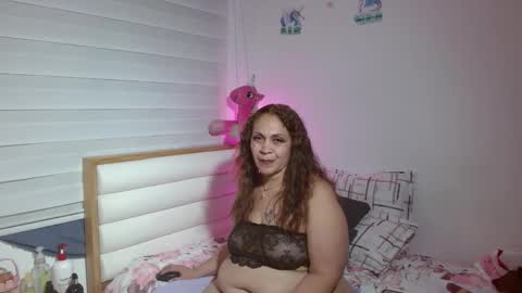 scarlettbooty online show from 10.23.25