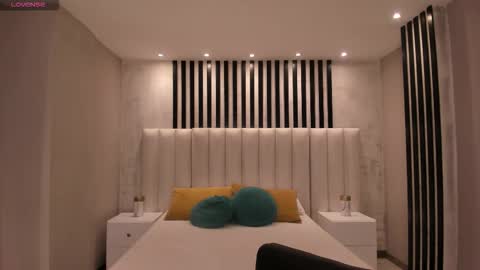 Snapshot of scarlettboss_ chatting on 09.12.25 Scarlett online show from 09.12.25