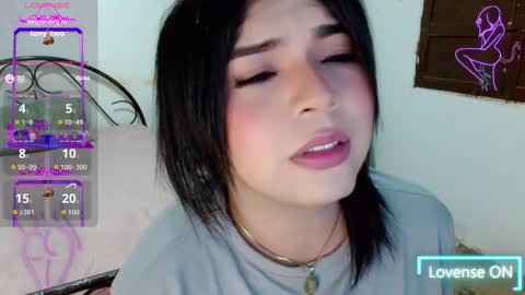 Snapshot of scarlette_mason_1 chatting on 10.30.25 KARLA online show from 10.30.25