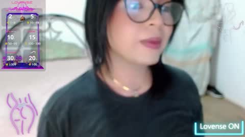 Snapshot of scarlette_mason_1 chatting on 12.04.25 KARLA online show from 12.04.25