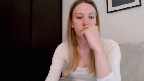 Snapshot of scarlettford chatting on 01.11.26 Scarlett online show from 01.11.26