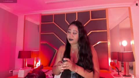 Scarlett Hot online show from 10.23.25