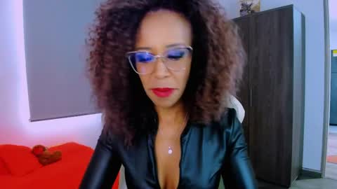 Snapshot of scarlettmalbec chatting on 06.05.26 Scarlett online show from 06.05.26