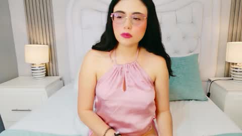 Snapshot of scarlettpetrovaa chatting on 03.20.26 Scarlett Petrova online show from 03.20.26