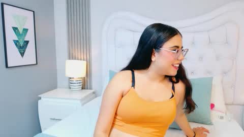 Snapshot of scarlettpetrovaa chatting on 03.28.26 Scarlett Petrova online show from 03.28.26