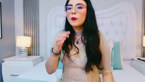 Snapshot of scarlettpetrovaa chatting on 04.10.26 Scarlett Petrova online show from 04.10.26