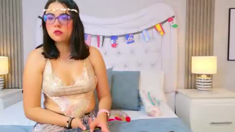 Snapshot of scarlettpetrovaa chatting on 06.27.26 Scarlett Petrova online show from 06.27.26