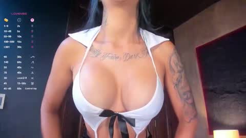 scarlettsinclaiir_ online show from 02.10.26