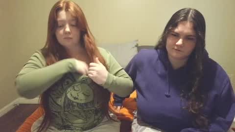 Snapshot of scarletttsinner chatting on 06.07.26 scarletttsinner online show from 06.07.26