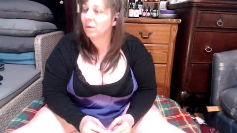 Scarlotta online show from 02.22.25