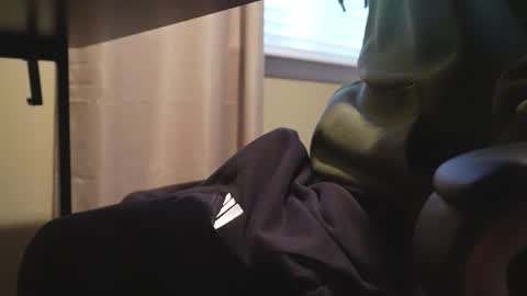 Skinny College Boy online show from 05.22.26