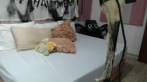 SCARLET online show from 10.31.25