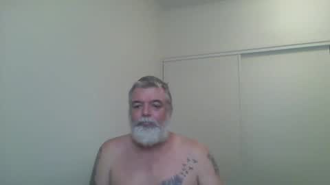 Snapshot of schooner73 chatting on 02.19.25 Schooner73 online show from 02.19.25