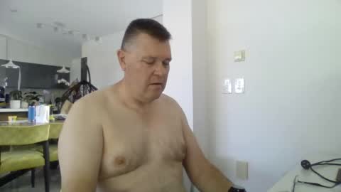 Scoobs online show from 11.26.25