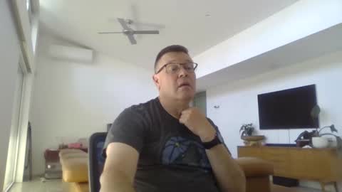 Snapshot of scoobs71 chatting on 02.05.26 Scoobs online show from 02.05.26