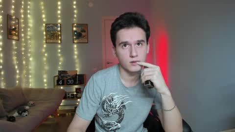 Thomas brunette and Alex blond online show from 12.16.24