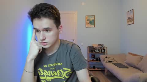 Thomas brunette and Alex blond online show from 01.30.25