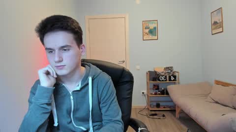 Thomas brunette and Alex blond online show from 02.03.25