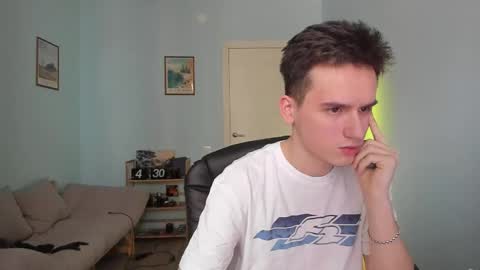 Thomas brunette and Alex blond online show from 03.02.25