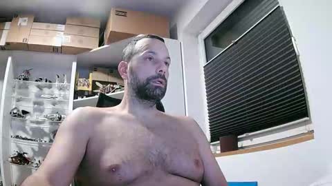 Snapshot of scorpion_cock chatting on 02.15.26 scorpion_cock online show from 02.15.26