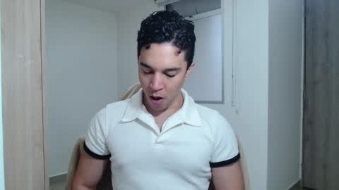 Twitter Scott brasher1 Instagram Camiloestuardo2 online show from 01.06.25