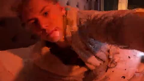 Snapshot of scottish_twink01 chatting on 12.14.24 danny online show from 12.14.24