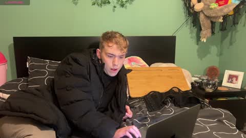 Snapshot of scottish_twink01 chatting on 01.09.25 danny online show from 01.09.25