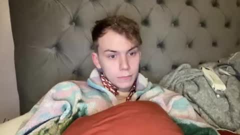 Snapshot of scottish_twink01 chatting on 01.16.25 danny online show from 01.16.25