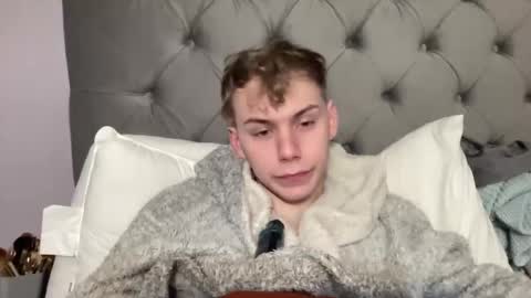 Snapshot of scottish_twink01 chatting on 01.20.25 danny online show from 01.20.25