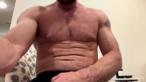 Snapshot of scottmiller2009 chatting on 11.07.25 scottmiller2009 online show from 11.07.25