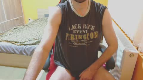 Snapshot of scotty_98 chatting on 01.25.25 scotty_98 online show from 01.25.25